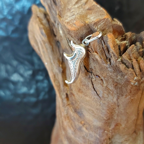 925 silver Jewelry - 925 SILVER GENIE SLIPPER PENDENT